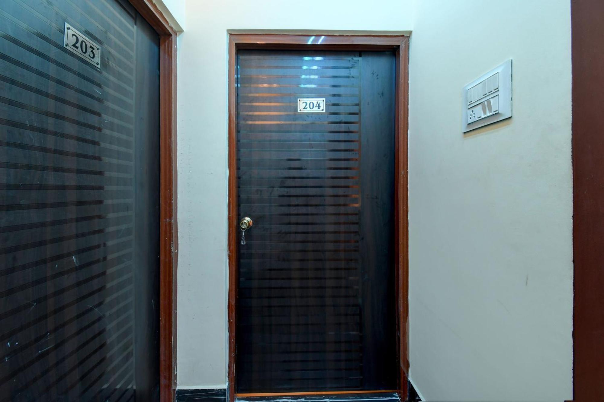 Hotel O Chilli Pepper Hotel And Restaurant Kolkata Ngoại thất bức ảnh